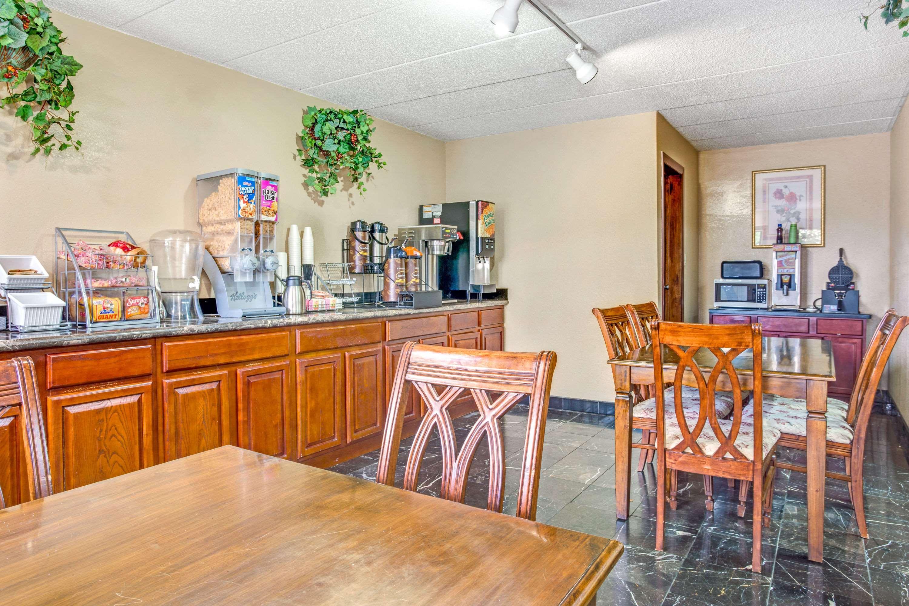 Super 8 By Wyndham Fort Mitchell Cincinnati Area Buitenkant foto
