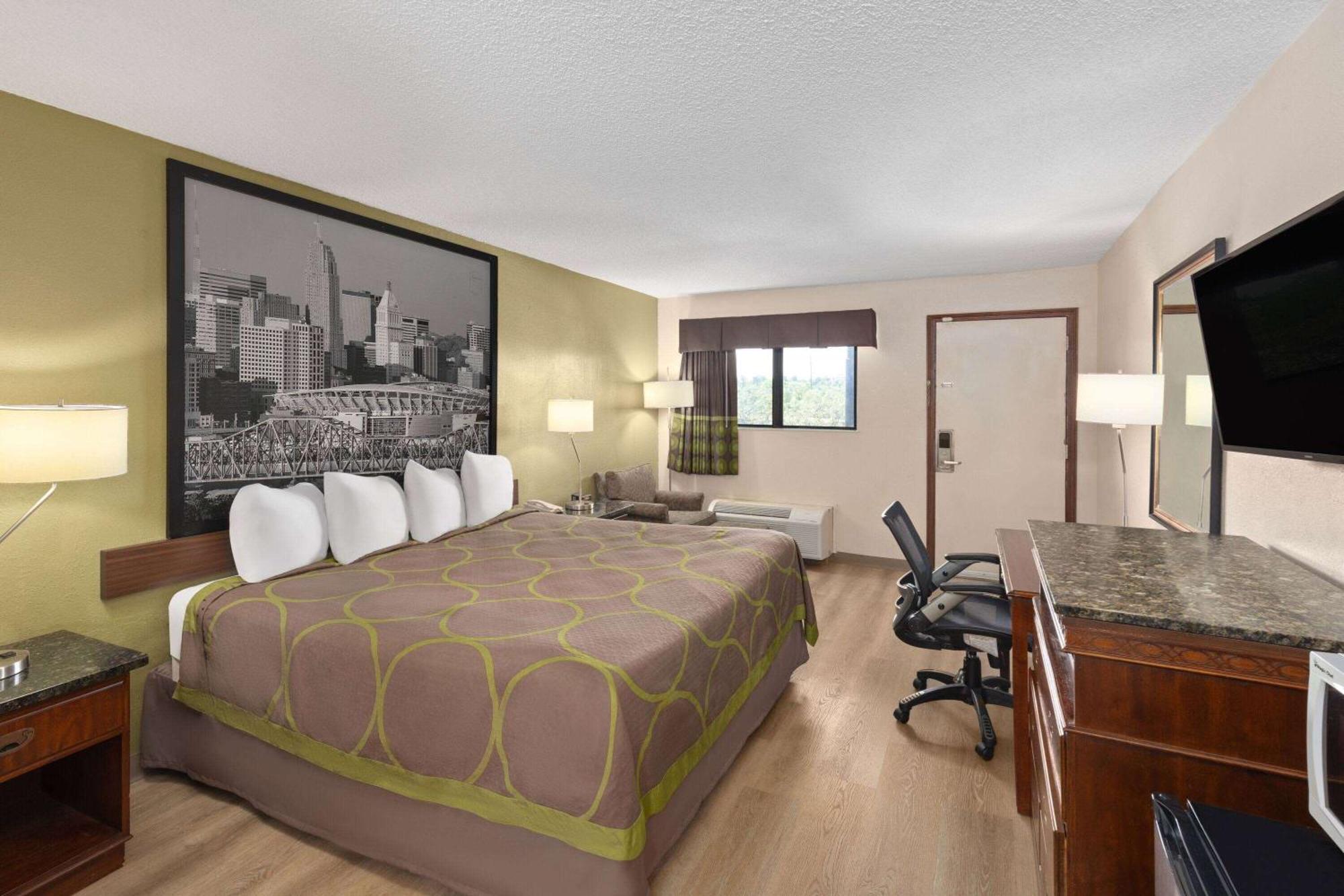 Super 8 By Wyndham Fort Mitchell Cincinnati Area Buitenkant foto